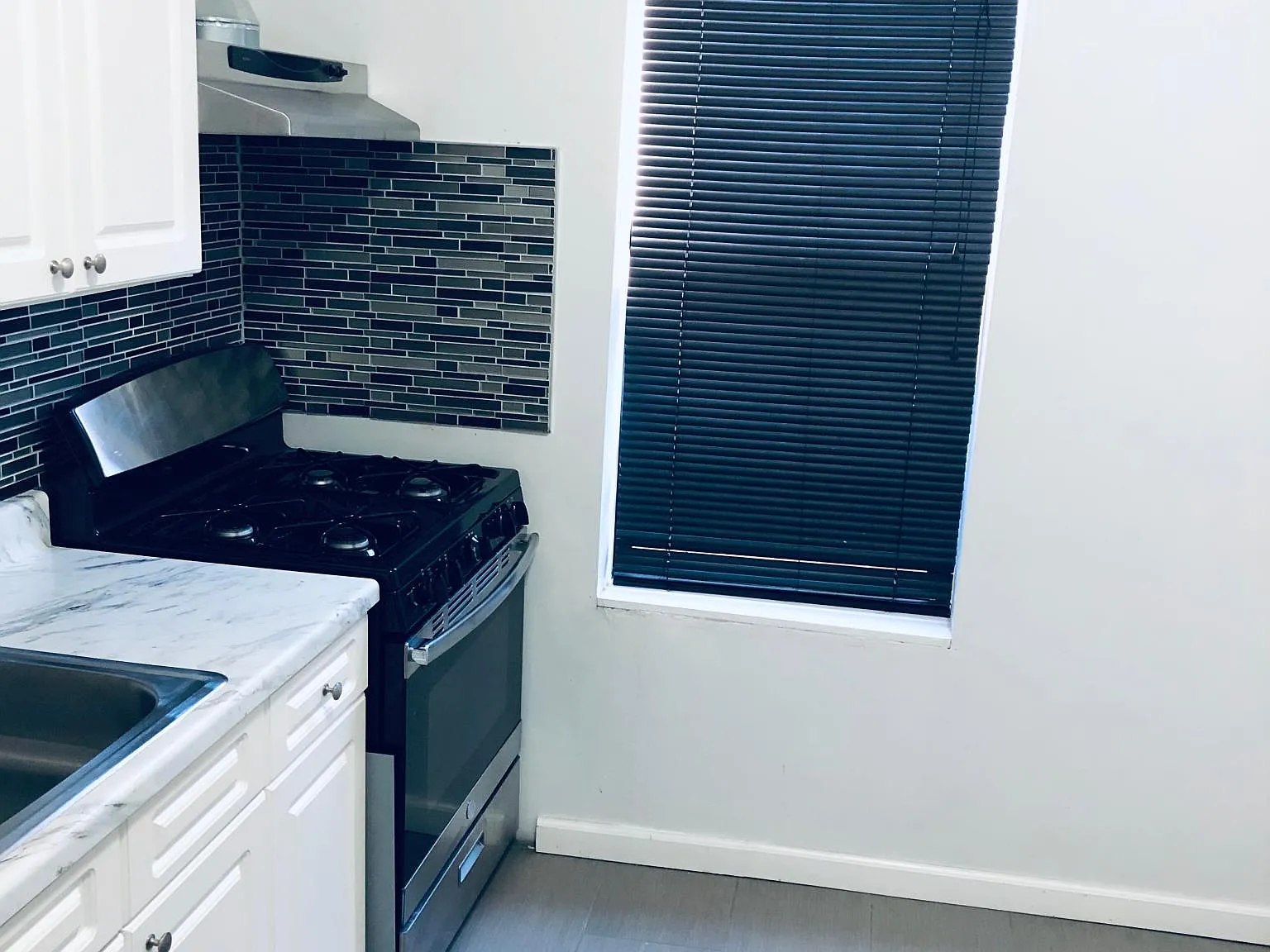 2 bed, $2,300 — Photo 3