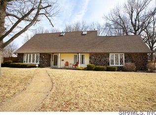 57 Country Club Acres, Belleville, IL 62223