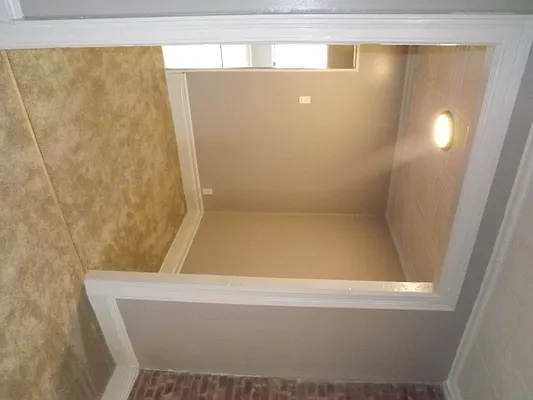 Rented by Capri Jet Realty Corp | media 7