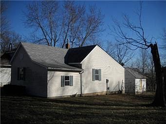 4th image of 307 W 29th St