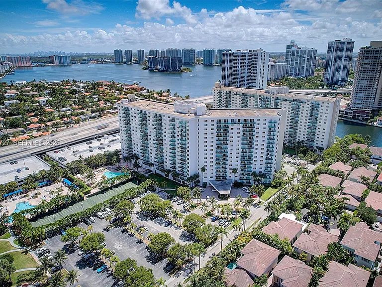 19380 Collins Ave #1002 — Photo 45