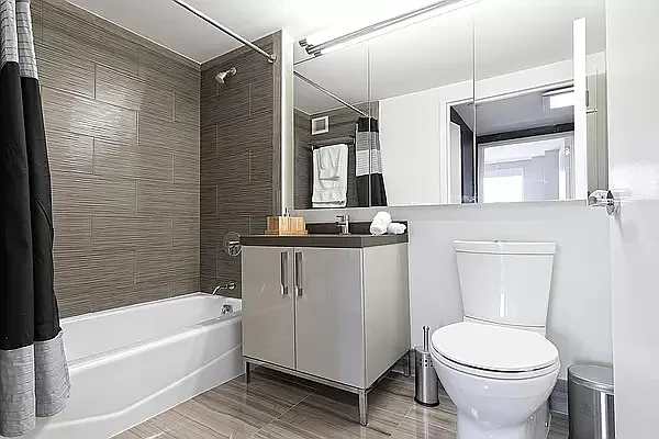Rented by Mayell LLC | media 25