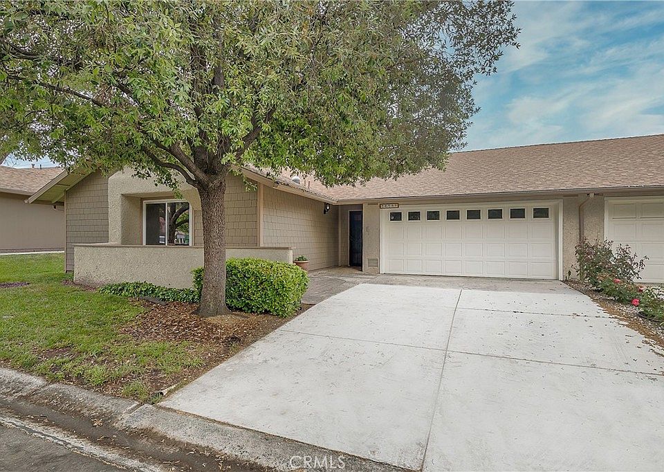 1st image of 26131 Rainbow Glen Dr