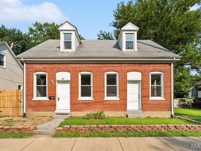 105 S 8th St, Belleville, IL, 62220