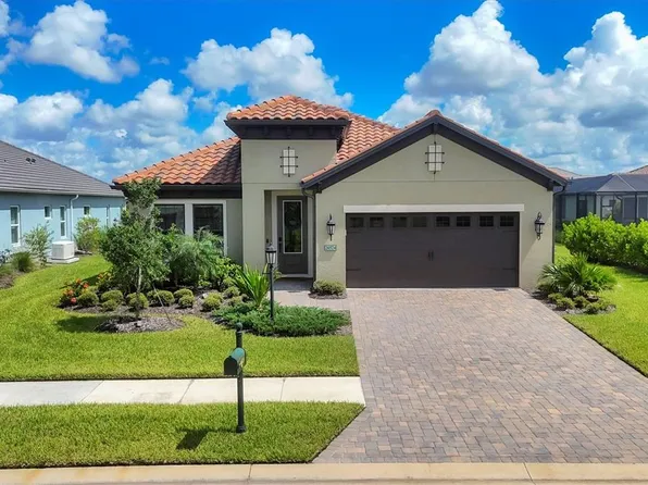 26524 Mickelson Dr, Englewood, FL 34223