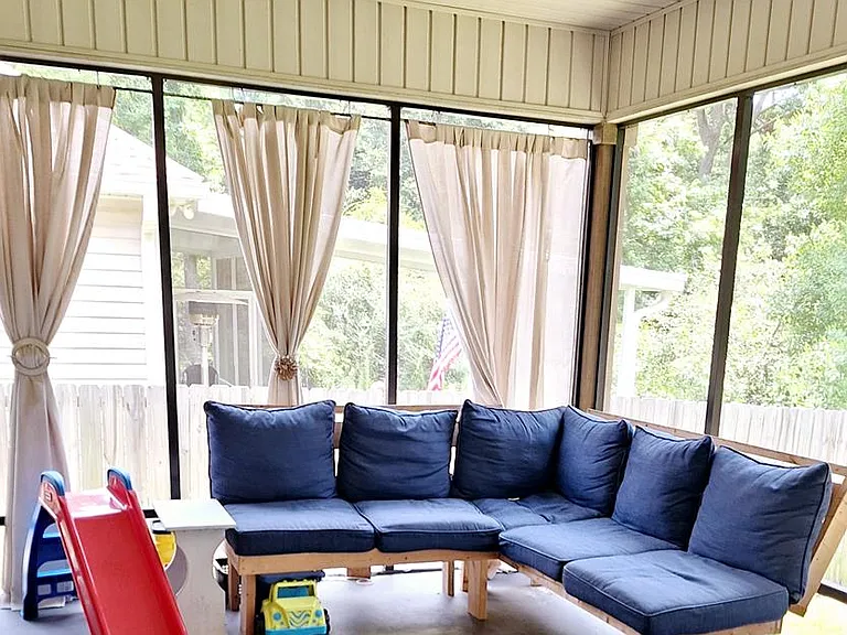 324 Camberly Ct — Photo 11