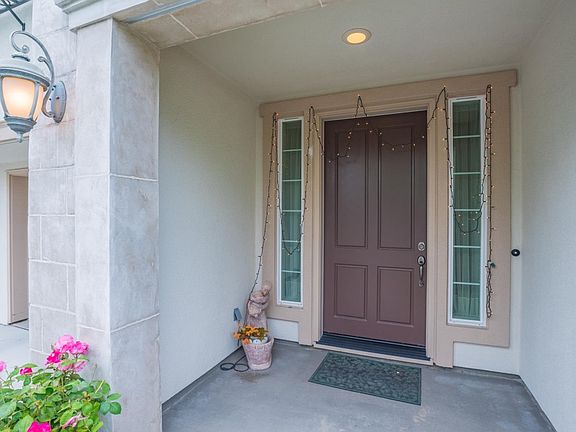 3rd image of 3811 Mosher Dr