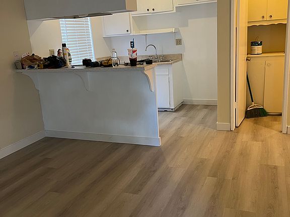 HALF BATHROOM DOWNSTAIRS NEXT TO KITCHEN