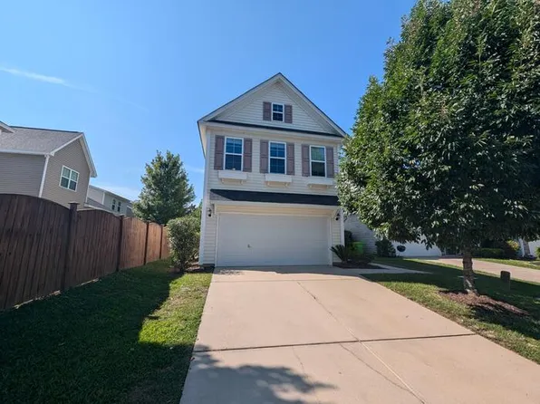 402 Lanyard Ln, Chapin, SC 29036