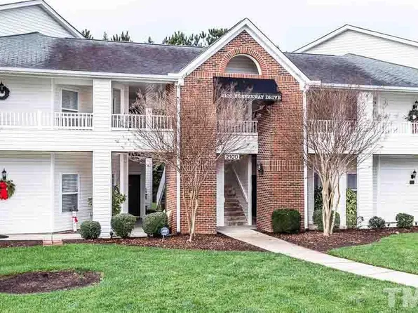 2100 Breezeway Dr Unit 203, Raleigh, NC 27614