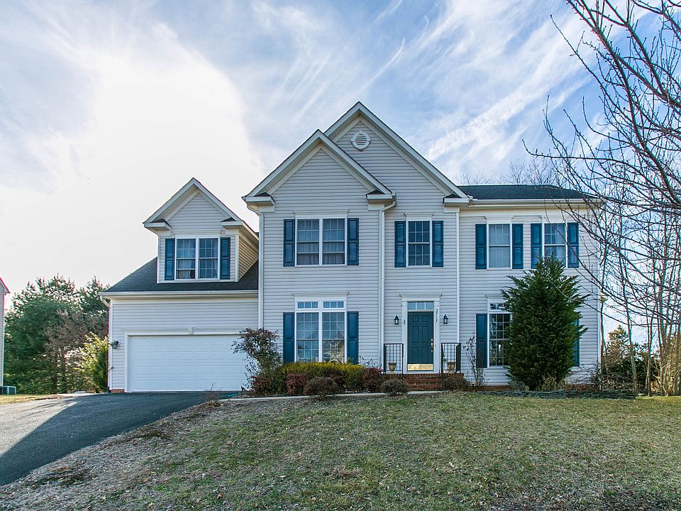 1st image of 2715 McKenzie Ln