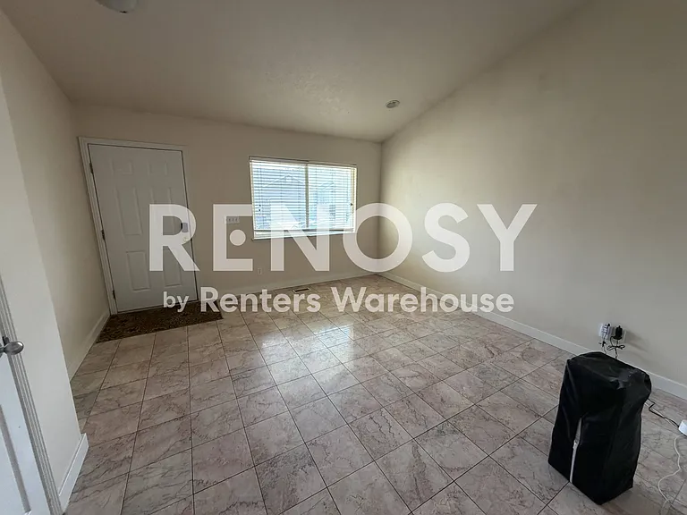 437 E Stephie Marie Ln — Photo 12
