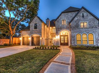 1242 Kinley Ln, Houston, TX 77018