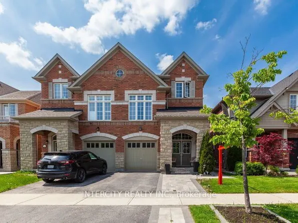 52 McPherson Rd, Caledon, ON L7C 4A8