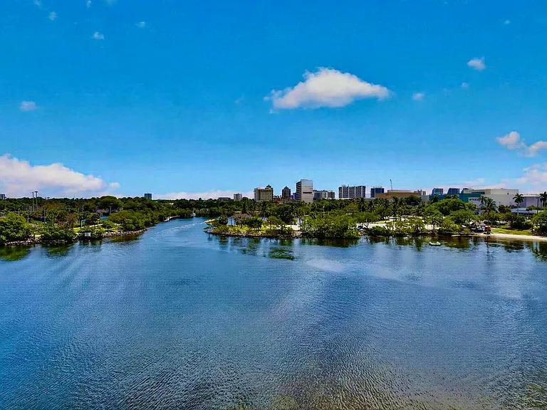 1170 N Federal Hwy #501 — Photo 9