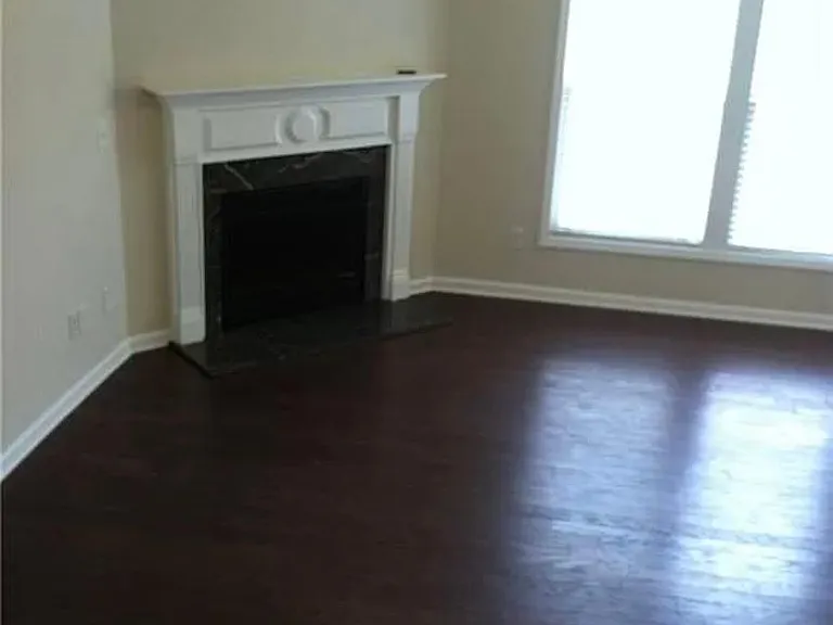 1906 Charcoal Ives Rd — Photo 6