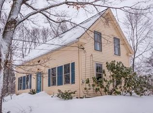 17 Eaton St, Reading, MA 01867