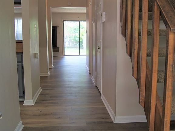 2nd image of 4842 Tunlaw Ct