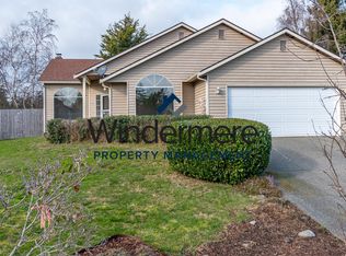 1198 SW Klickitat Ter, Oak Harbor, WA 98277