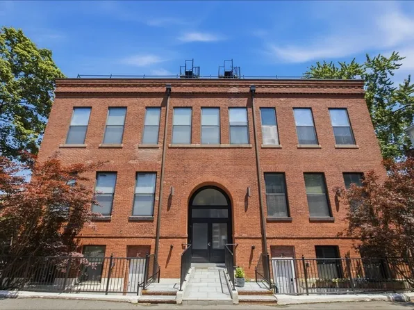 11 Wyman St APT 2B, Jamaica Plain, MA 02130