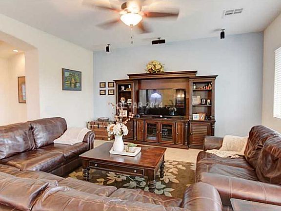 3rd image of 8640 Via Napoleone Cir