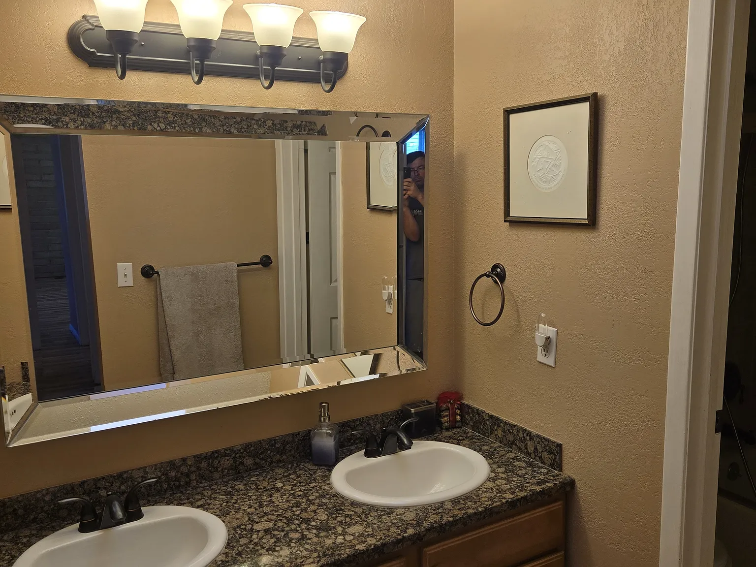 2 bed, 2.5 bath, 1200 sqft, $850 — Photo 4