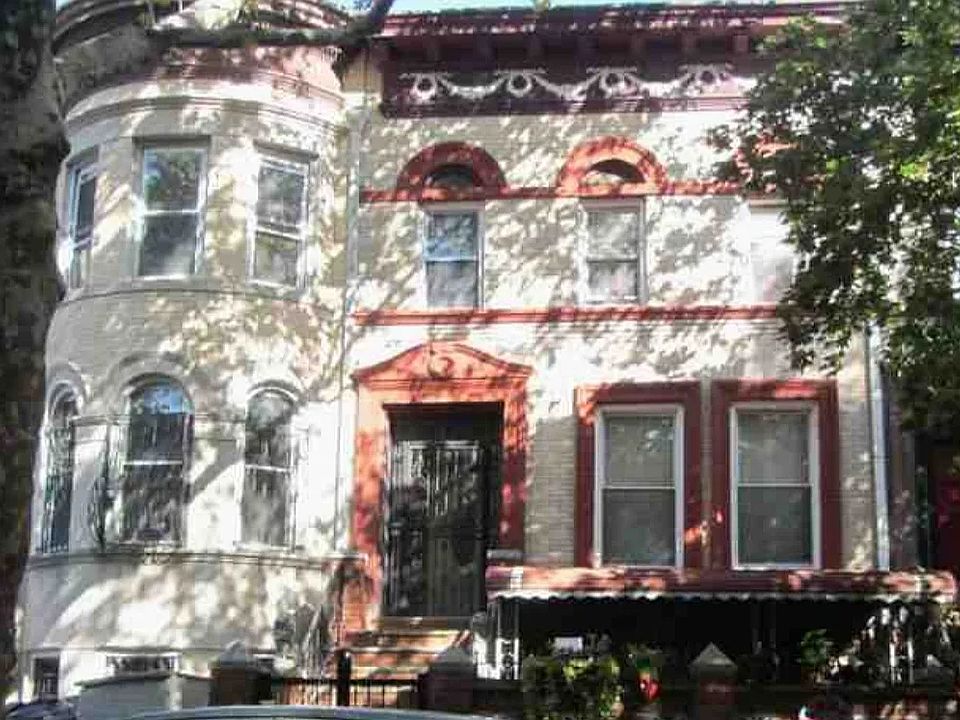 1st image of 821 Lincoln Pl