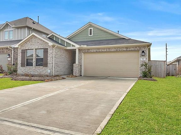 4th image of 814 Deerhurst Ln