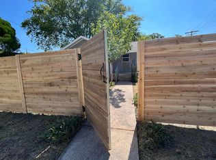 8301 Bowling Green Dr, Austin, TX 78757