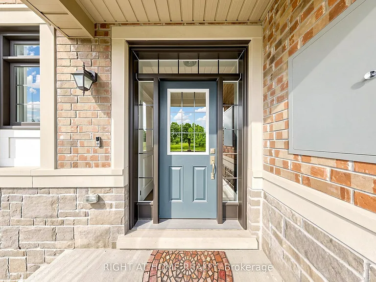 90 Laing Dr — Photo 7