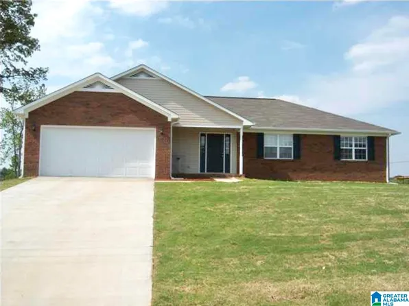 36 Bradford Ct, Weaver, AL 36277