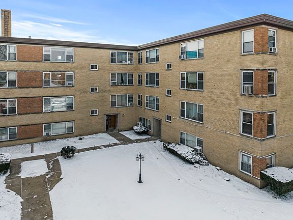2nd image of 2627 W Fitch Ave APT 3G