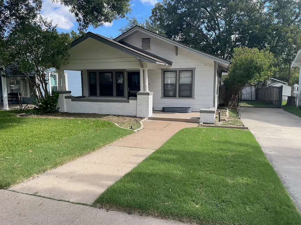 1701 Virginia Pl