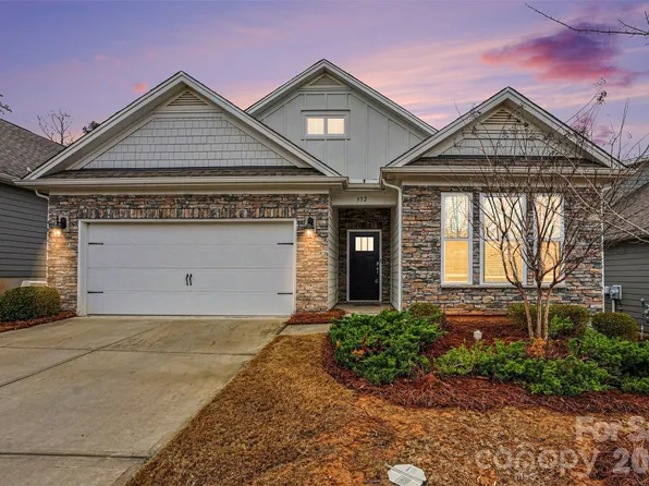 332 Secretariat Dr, Iron Station, NC 28080