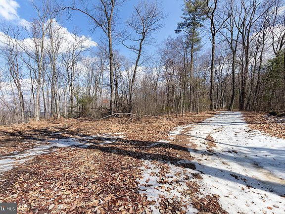 2nd image of 7201 Sleepy Hollow Rd