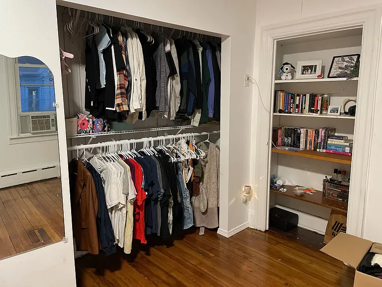 320 Hancock St — Photo 2