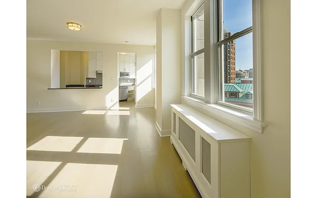 Sold by Douglas Elliman | media 14