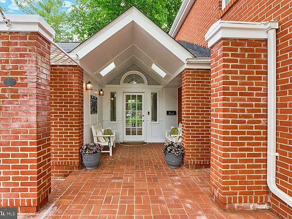 4th image of 2603 Faber Ct