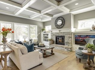 1923 Linner Rd, Wayzata, MN 55391