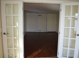 29 E Shore Dr, Coventry, RI 02816