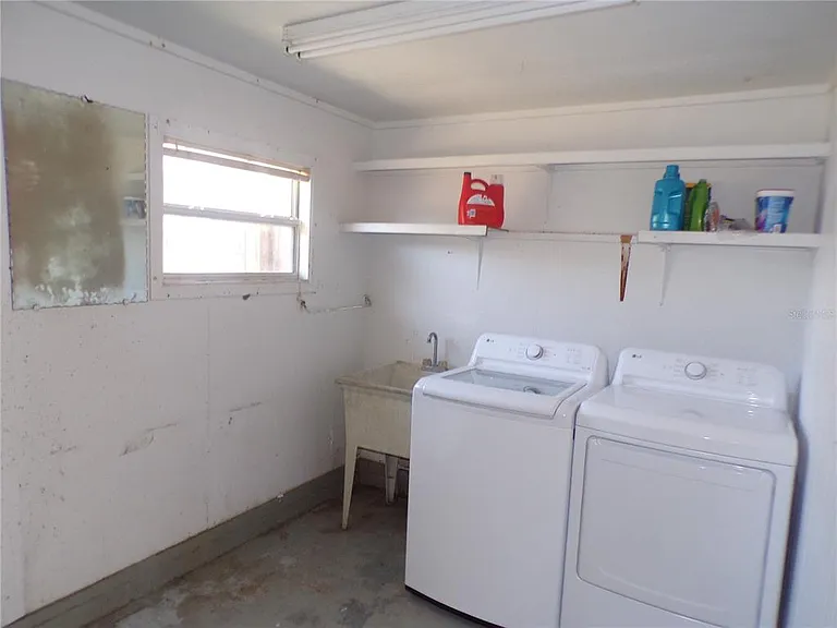 421 Orchid Dr — Photo 10