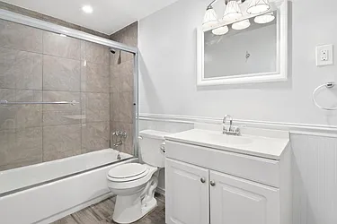 Rented by Rennit Inc.