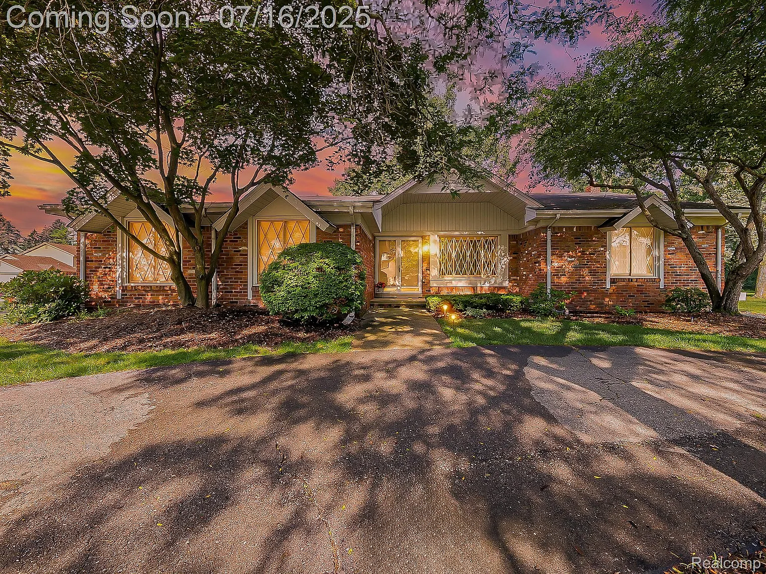 6452 Rutledge Park Dr photo 1