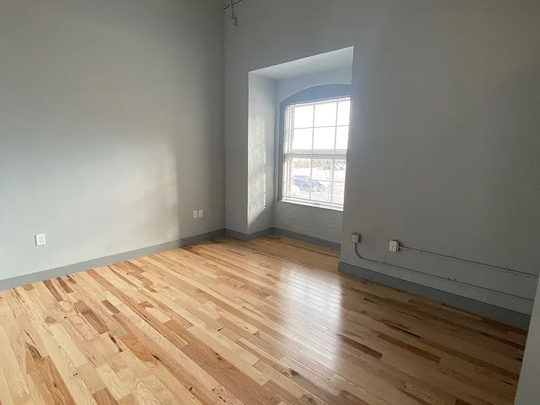 The Lofts at Wamsutta Place — Photo 25