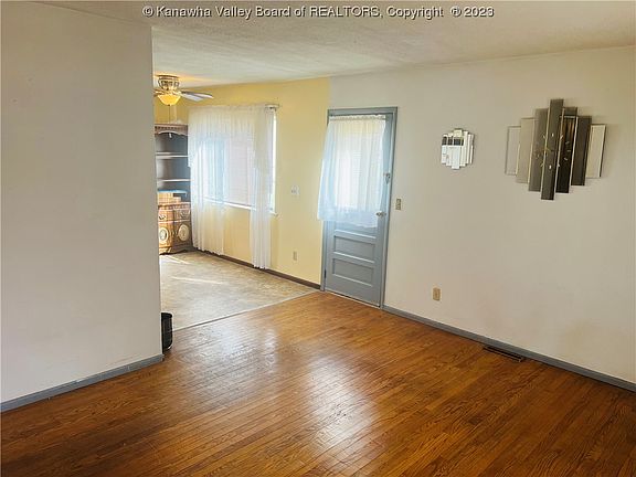 4th image of 357 Wildwood Ave