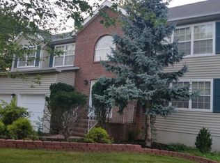 34 Campbell Rd, Hillsborough, NJ 08844