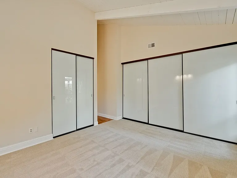 4271 Ponce Dr — Photo 19