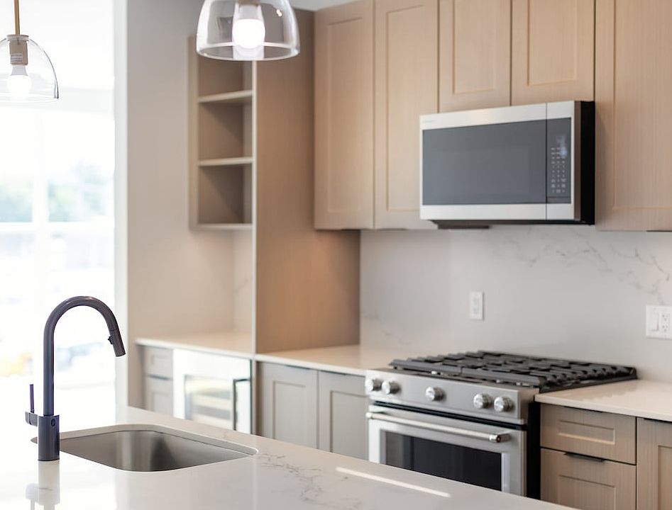 Signature Collection Kitchen with upgraded finishes