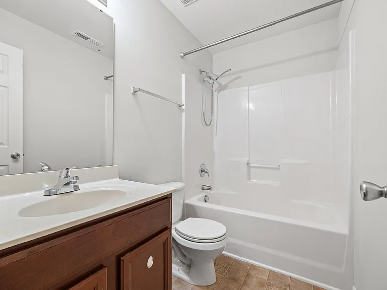 2704 Piersland Dr — Photo 26