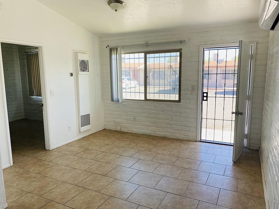 1st image of 5758 S Park Ave